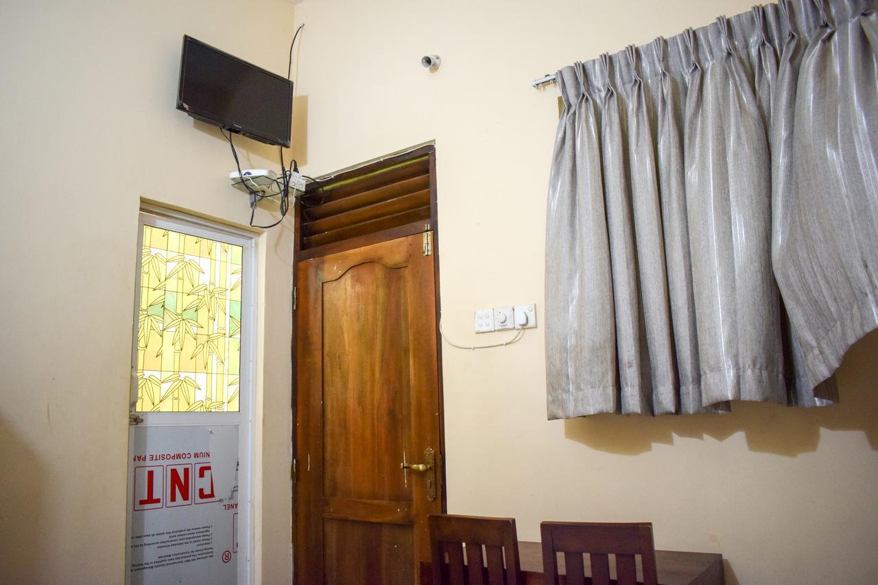 Yoho Adhikarana Mawatha Hotel Kolombo Bagian luar foto