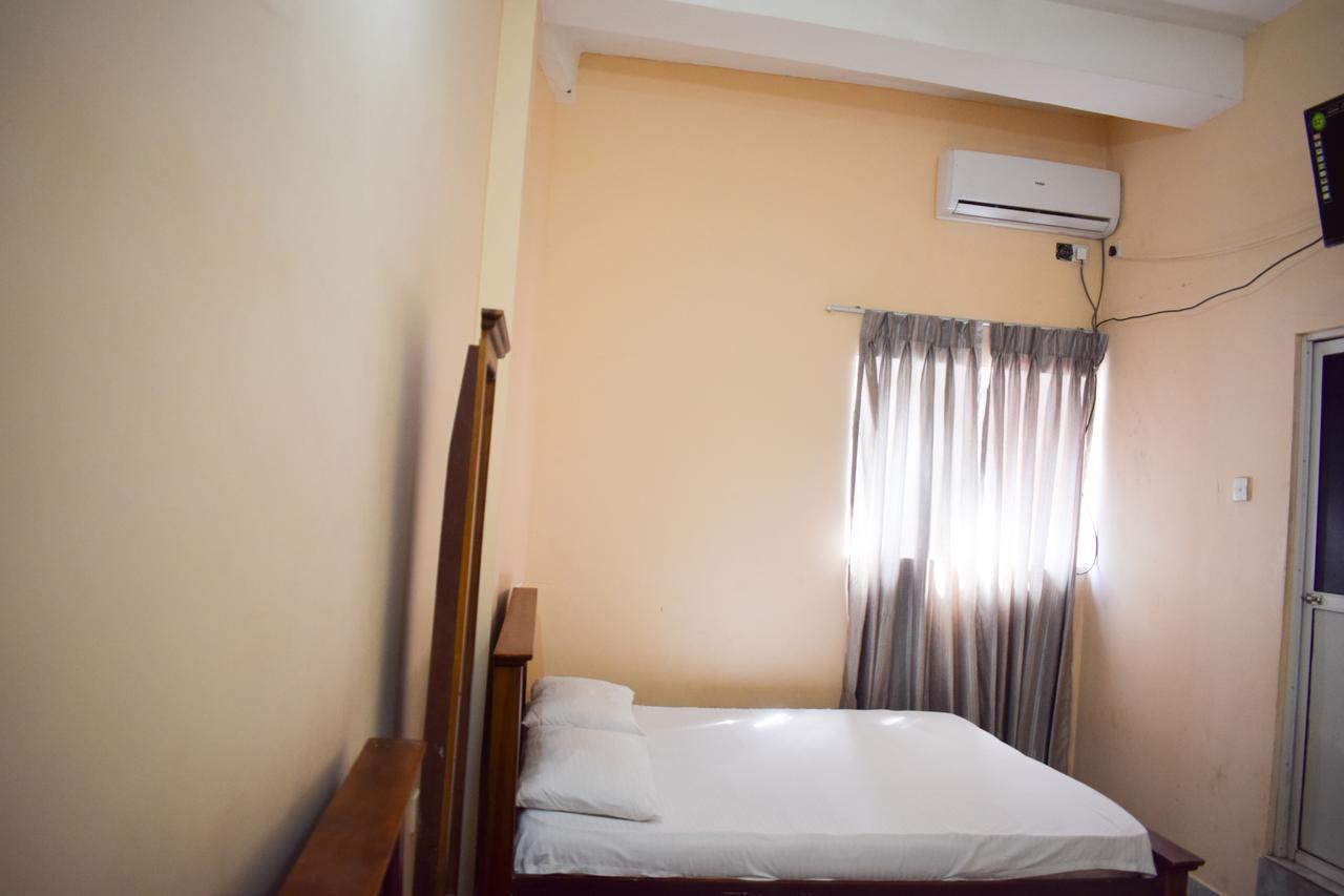 Yoho Adhikarana Mawatha Hotel Kolombo Bagian luar foto