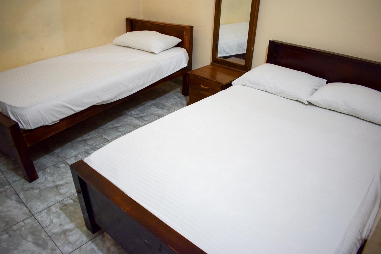 Yoho Adhikarana Mawatha Hotel Kolombo Bagian luar foto